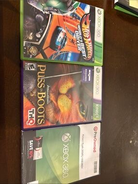Xbox 360 Game Bundle - Hot Wheels & Puss in Boots & Kinect rush